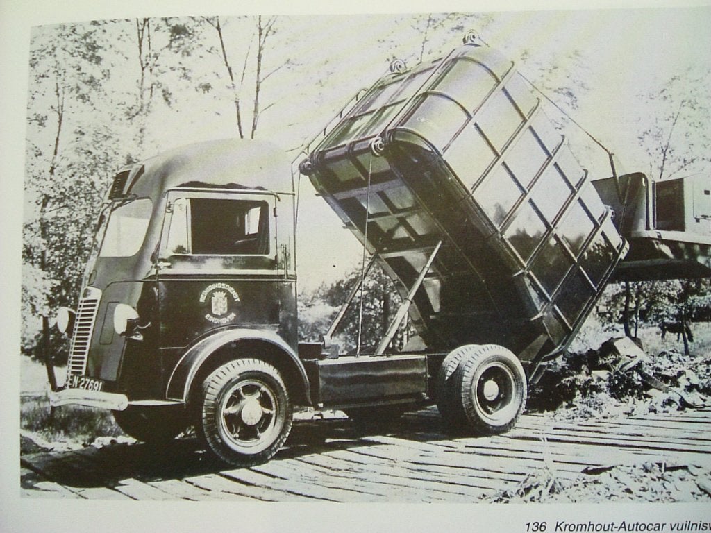 Historie van de vrachtwagens in Nederland., Gelezen, Ophalen of Verzenden, Martin Wallast, Autotechniek