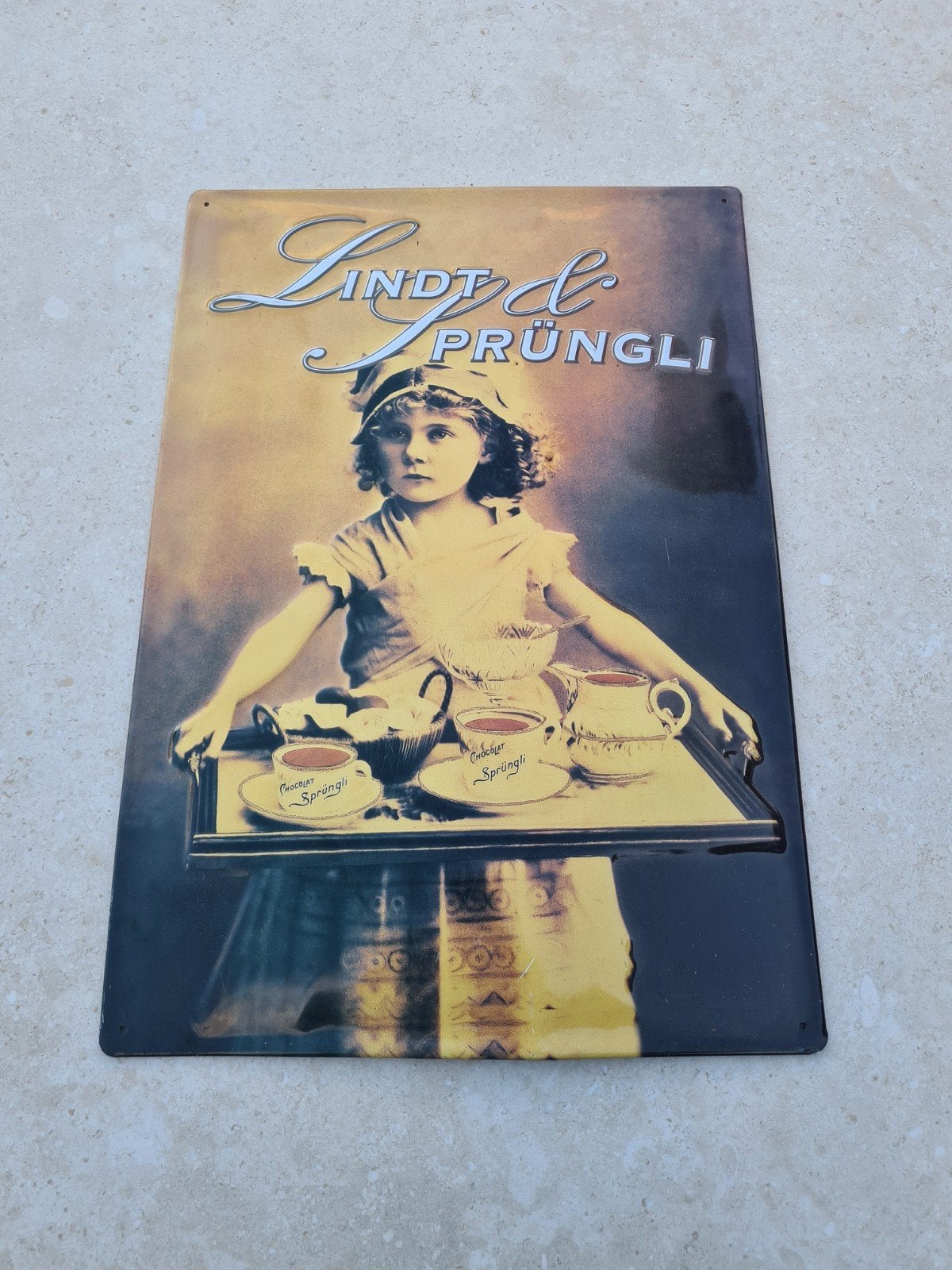 Lindt & Sprüngli Reclamebord - 49x34 cm, Ophalen of Verzenden