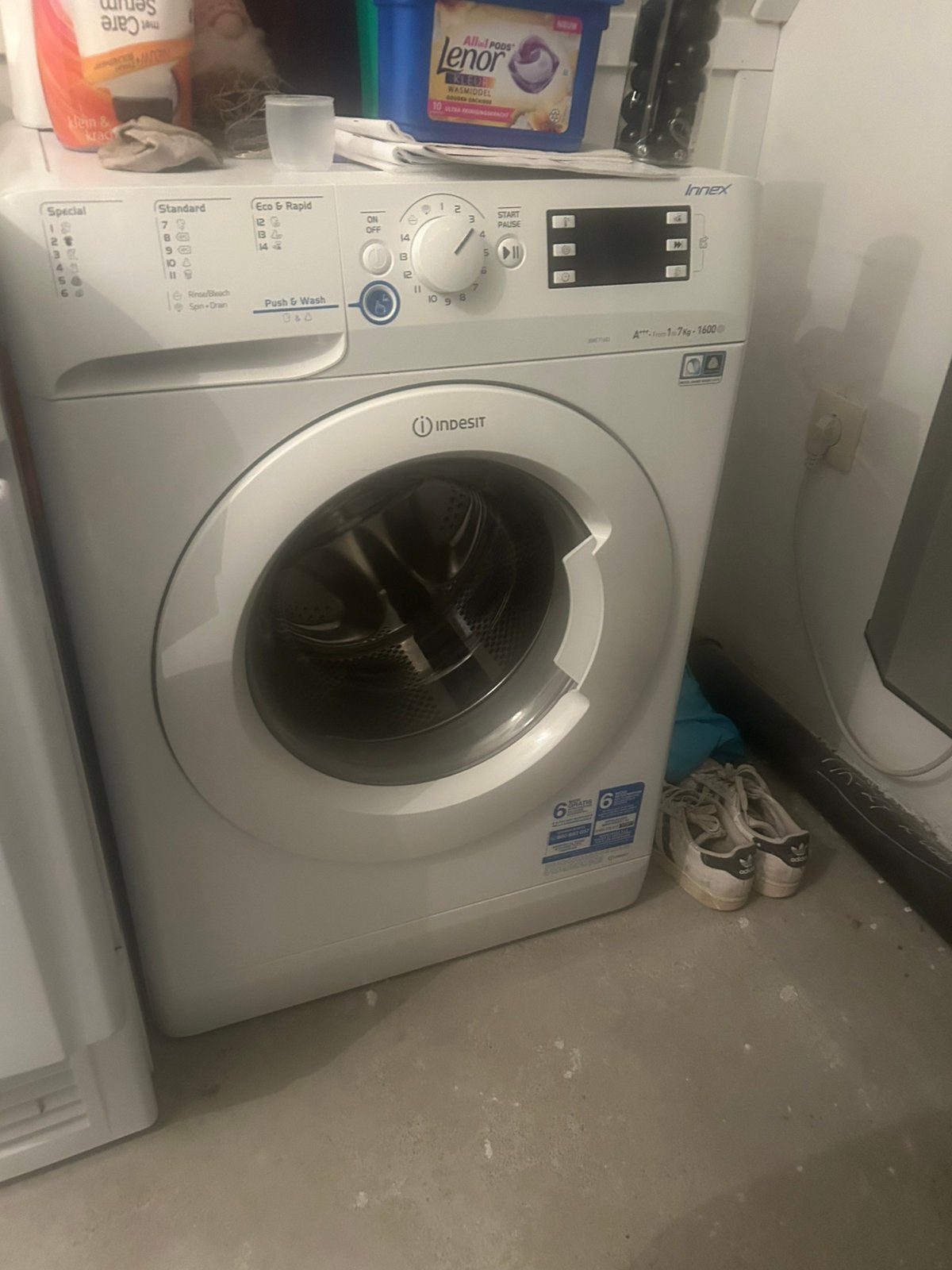 Indesit 7 kg wasmachine, Ophalen, Gebruikt, 85 tot 90 cm, 1200 tot 1600 toeren