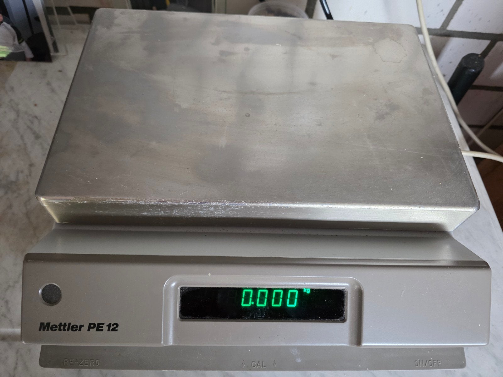 Mettler PE 12 Precisieweegschaal - Nauwkeurig en Betrouwbaar, Ophalen of Verzenden, Gebruikt, Precisieweegschaal, Minder dan 50 kg