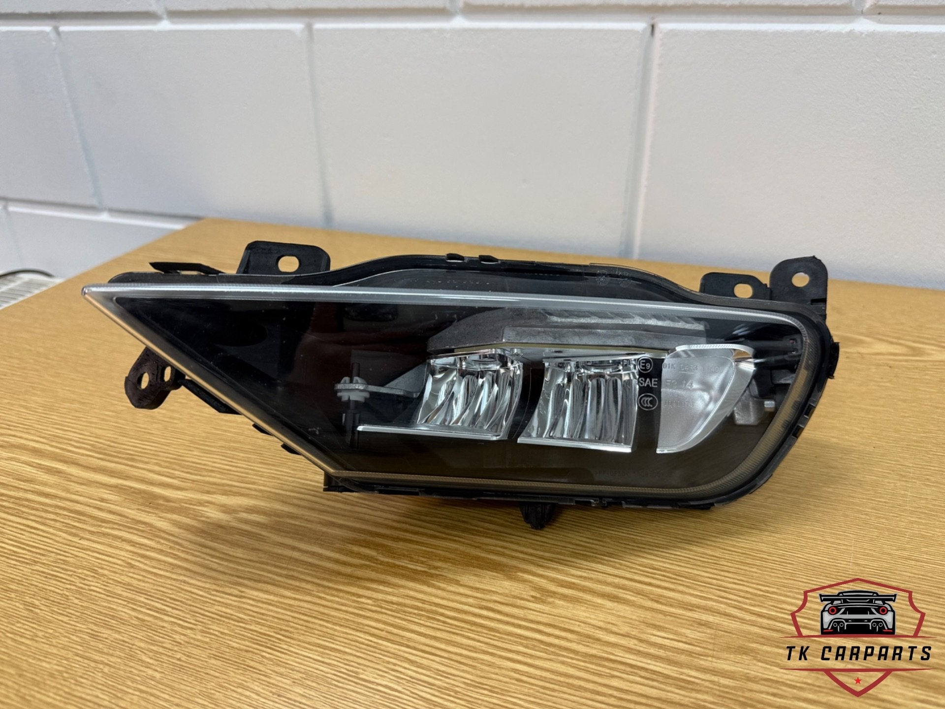 Volvo mistlamp 32337364, Auto-onderdelen, Verlichting, Gunnar Engellaus vag 8
405 31  Gothenburg, SE, Info@volvocars.com, Nieuw