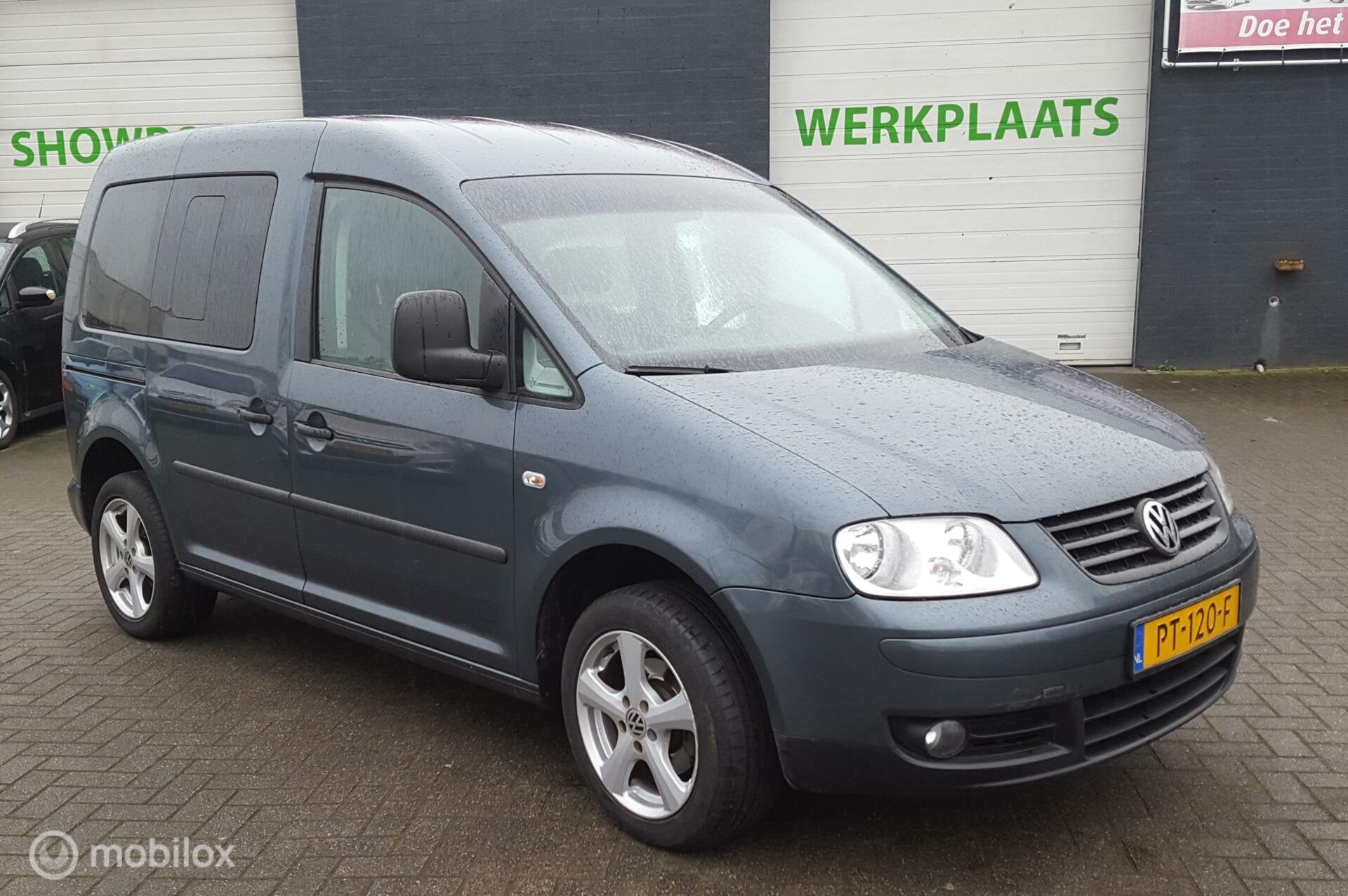 Volkswagen Caddy Combi 1.4 Comfortline 5 ZP., Auto's, Gebruikt, 1288 kg, Verwarmde buitenspiegels, Euro 4