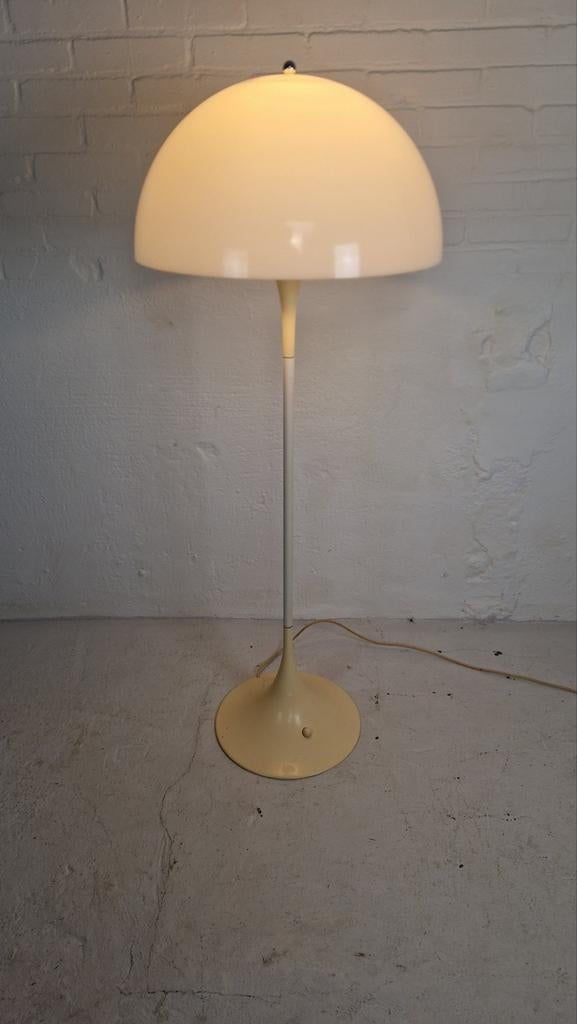 Louis Poulsen Panthella vloerlamp, 130 cm hoog, Ophalen