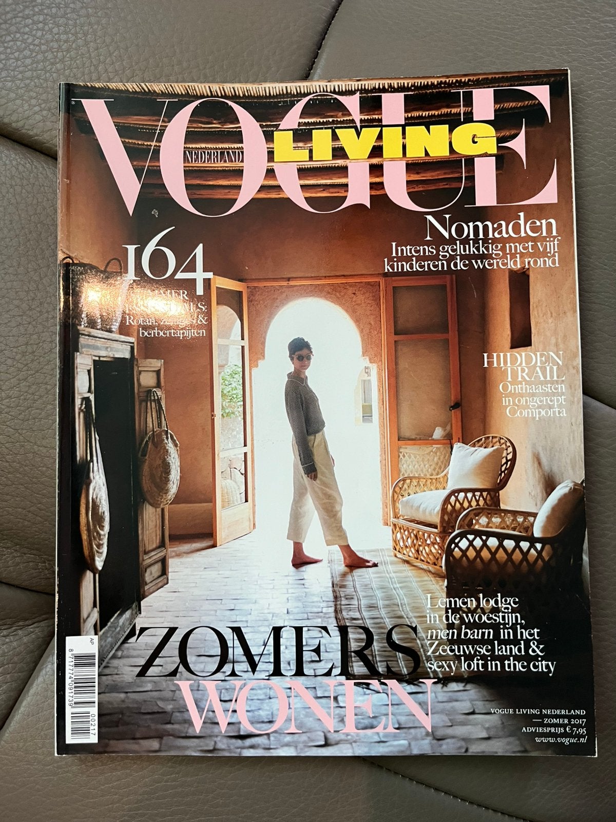 Vogue NL Living 2017 Zomers wonen, Ophalen of Verzenden, Gelezen, Overige typen
