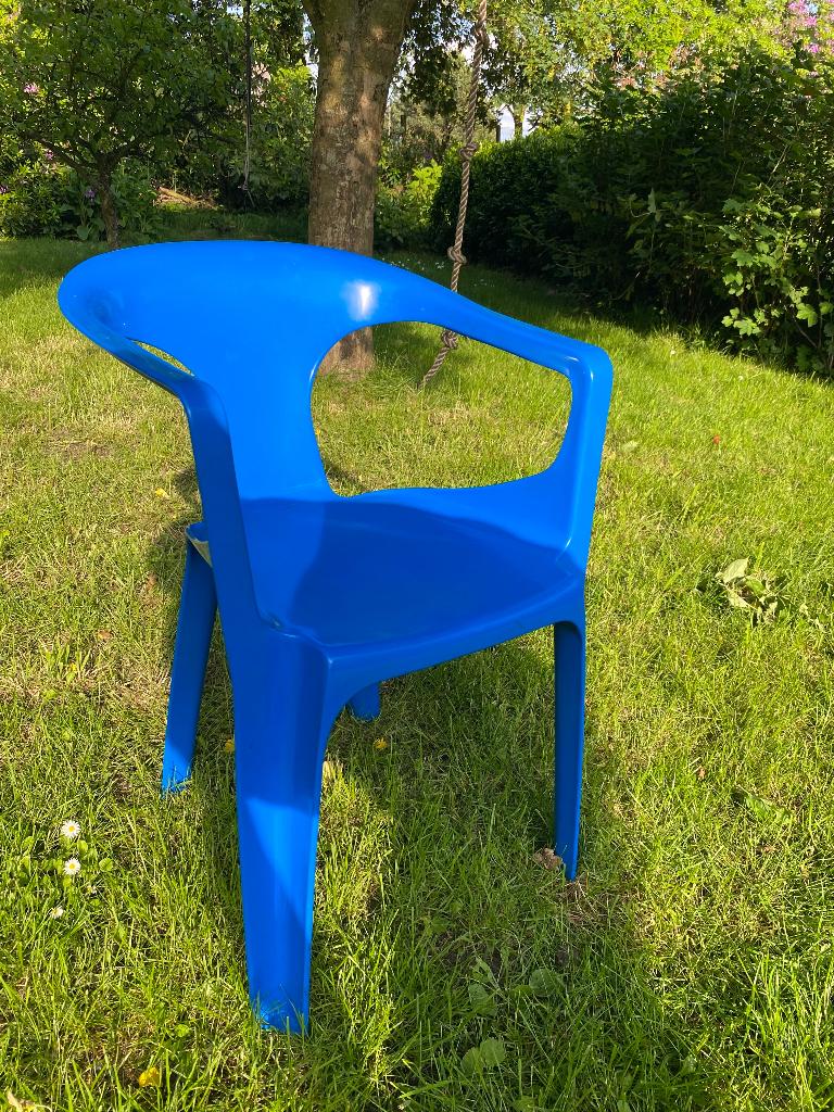 Vintage tuinstoel, Ophalen, Zo goed als nieuw, Plastic, Stapelbaar