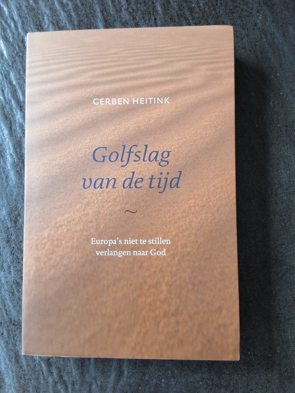 Gerben Heitink - Golfslag van de tijd, Boeken, Ophalen of Verzenden, Gelezen, Gerben Heitink