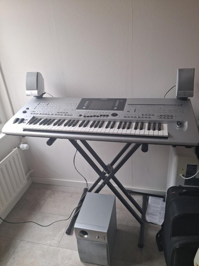 Yamaha Tyros 4, Muziek en Instrumenten, Keyboards, Ophalen of Verzenden, Zo goed als nieuw, 61 toetsen, Yamaha