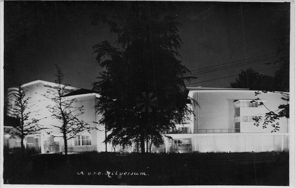702-232-045 Avro Hilversum., Verzenden, Voor 1920, Noord-Holland