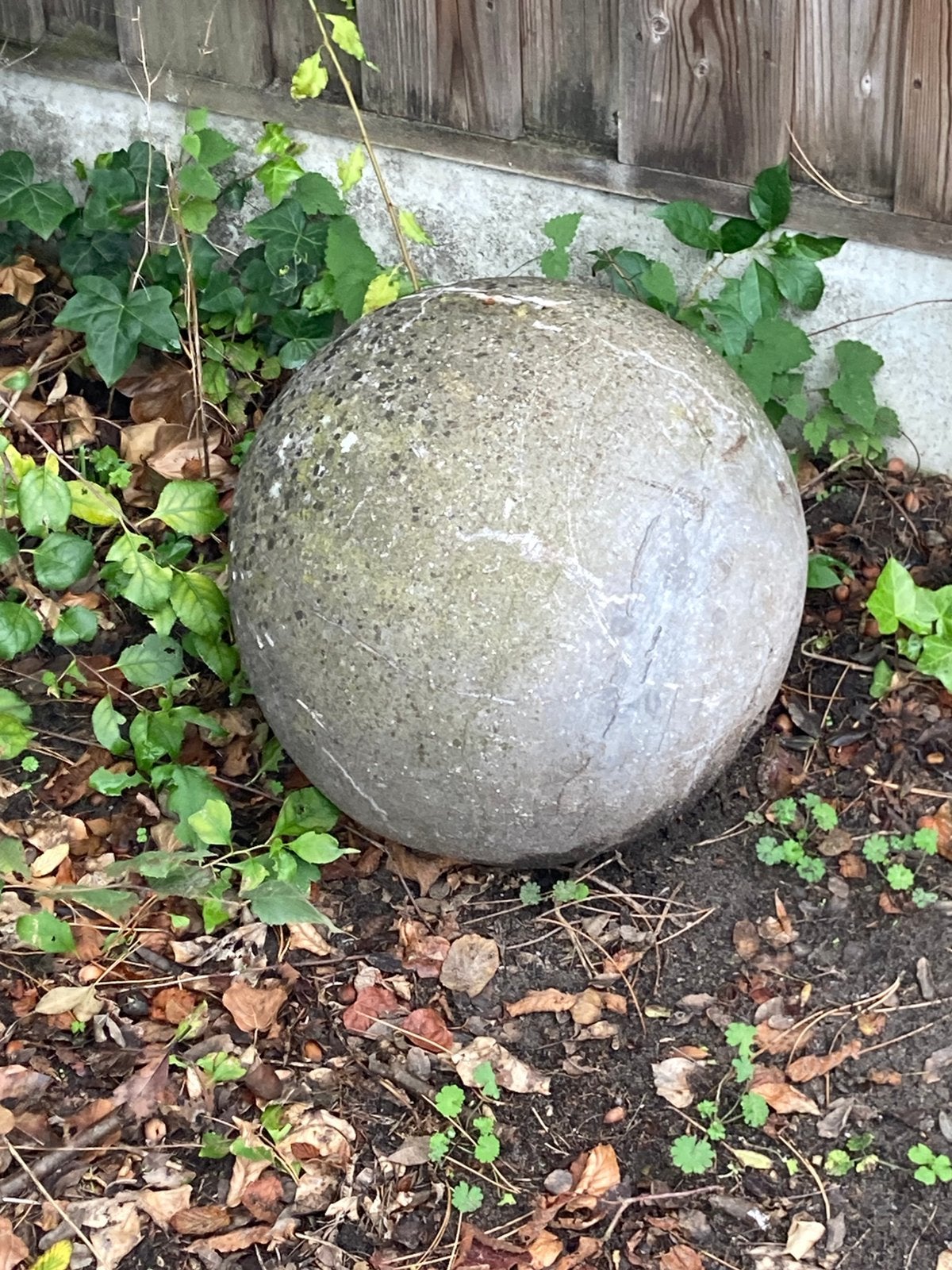 Stenen bol voor tuin of interieur, Ophalen, Zo goed als nieuw
