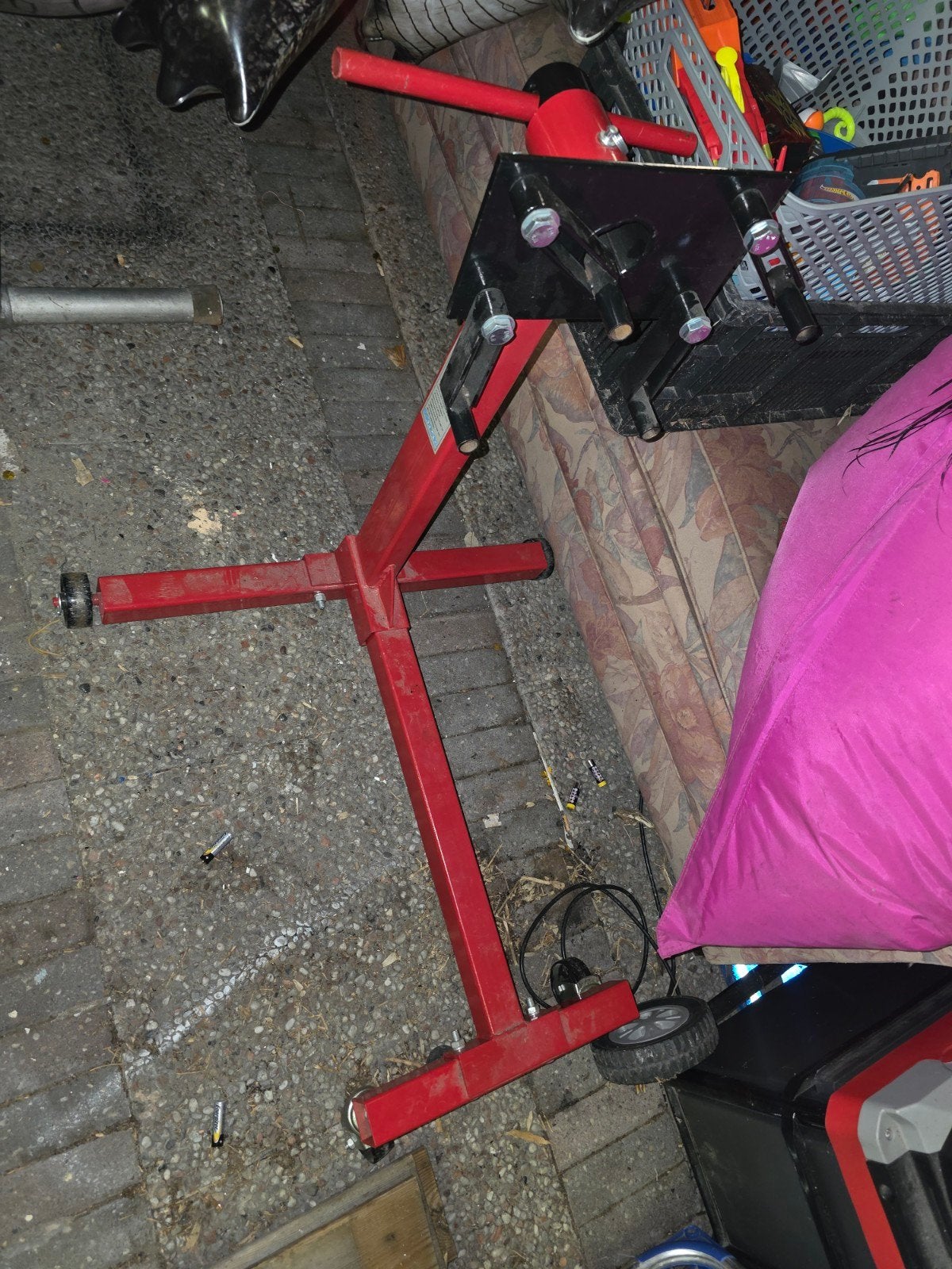 Motorblok standaard - Rood, "nieuw", Ophalen, Zo goed als nieuw