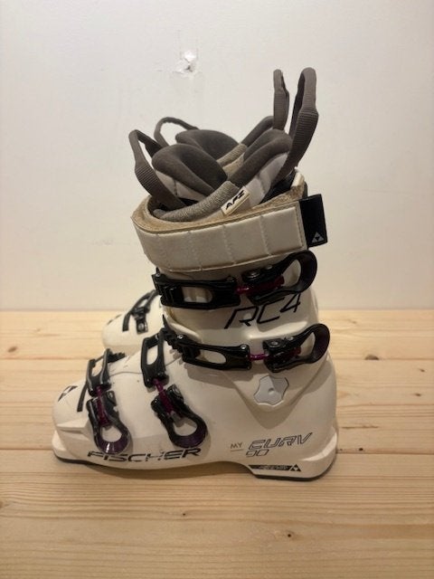 Fischer My Ranger One 90 HV Dames skischoenen maat 25,5(39), Sport en Fitness, Info@fischersports.com, Fischer Sports GmbH, 100 tot 140 cm