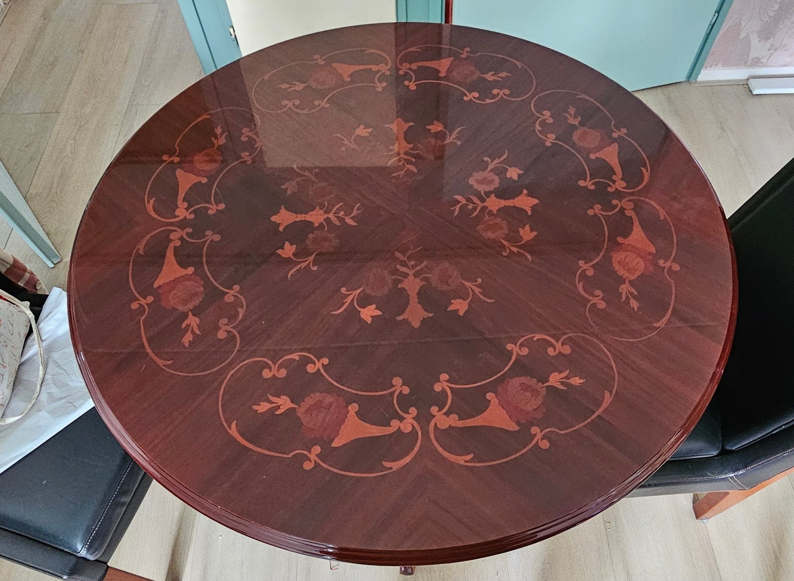 Prachtige kersenhouten eettafel met ingelegd hout, Ophalen