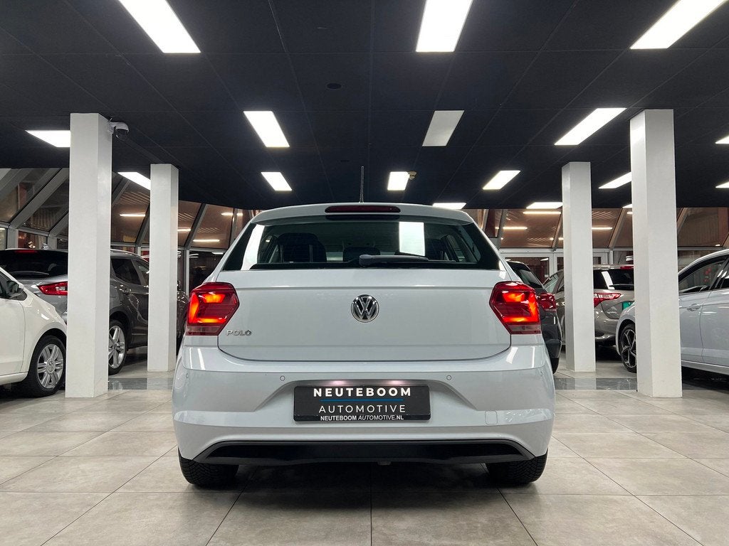 Volkswagen Polo 1.0 Beats | Stoelverwarming | Carplay |, Gebruikt, Zwart, Leder en Stof, Wit