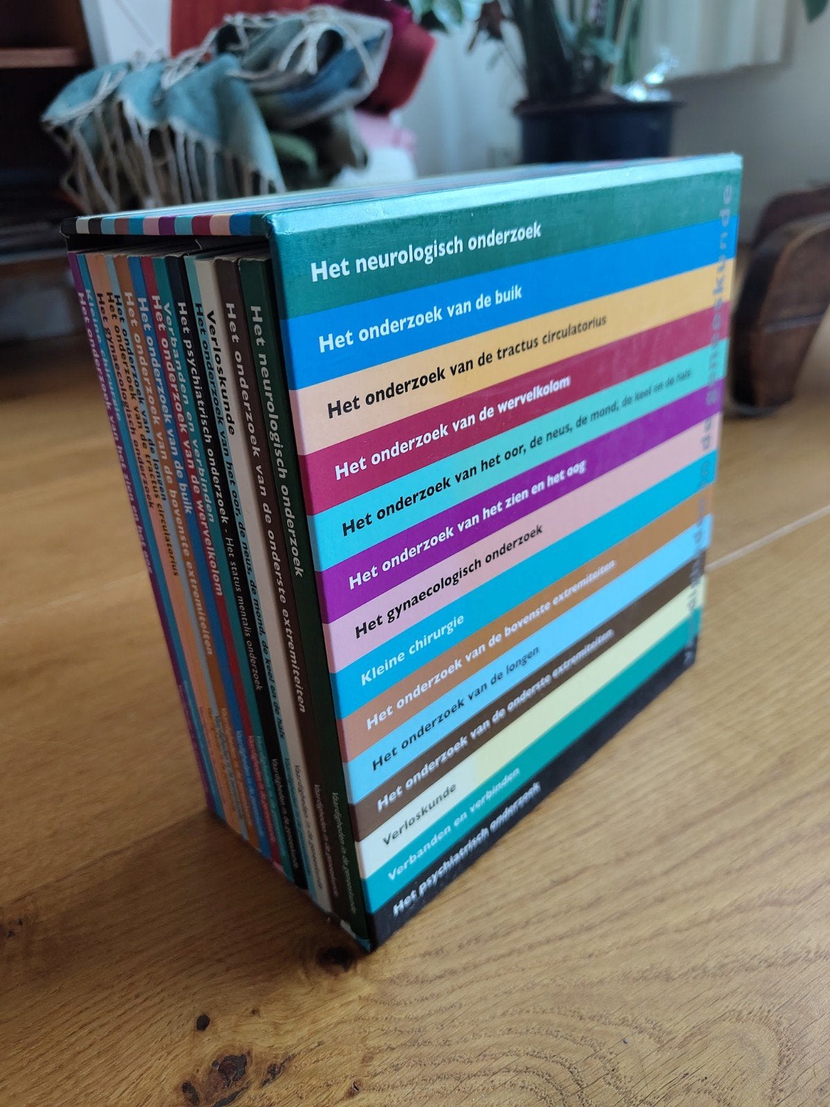 VIG - Vaardigheden in de Geneeskunde - 14 delig serie, Boeken, Ophalen of Verzenden, Zo goed als nieuw