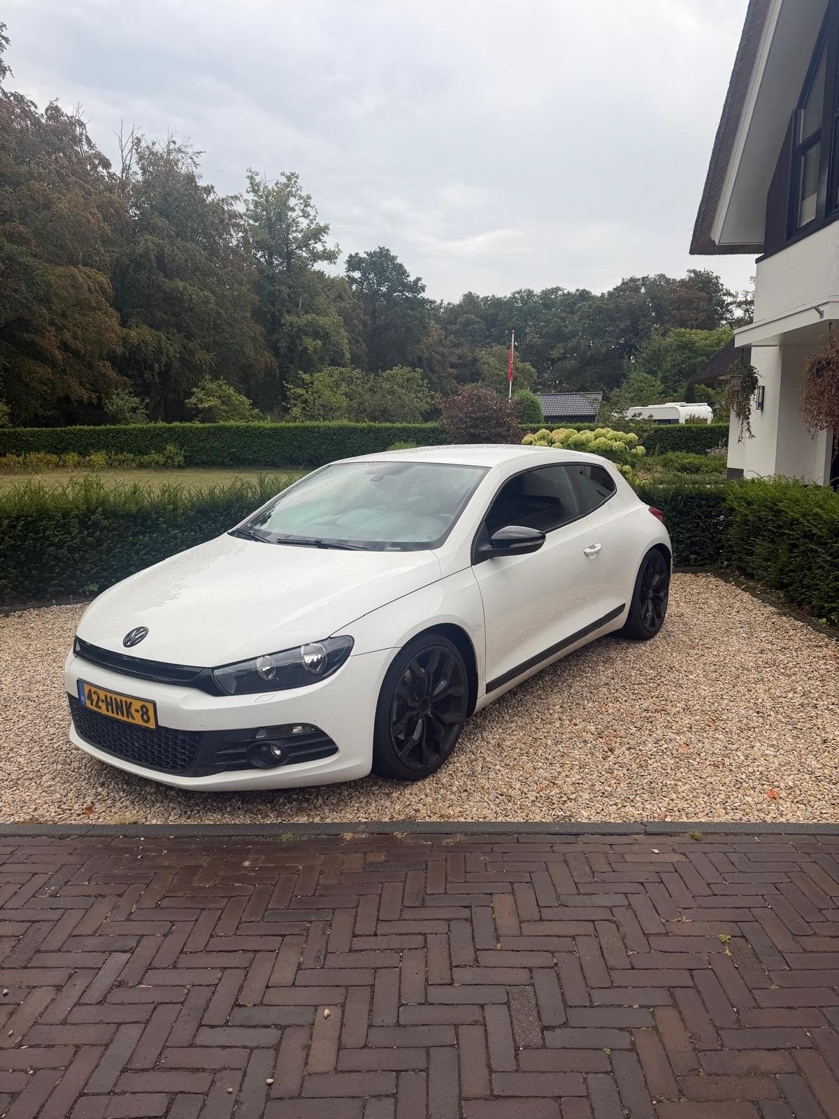 Volkswagen Scirocco 2.0 TSI 147KW 2009 Wit, Auto's, Stof, 4 cilinders, 1984 cc, 4 stoelen