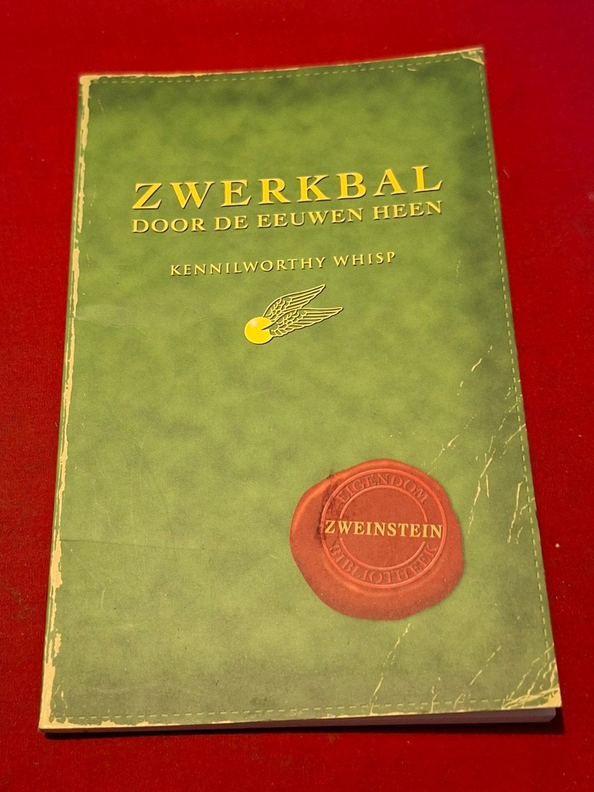 Zwerkbal door de eeuwen heen. K. Whisp. Harry Potter., Ophalen of Verzenden, Gelezen