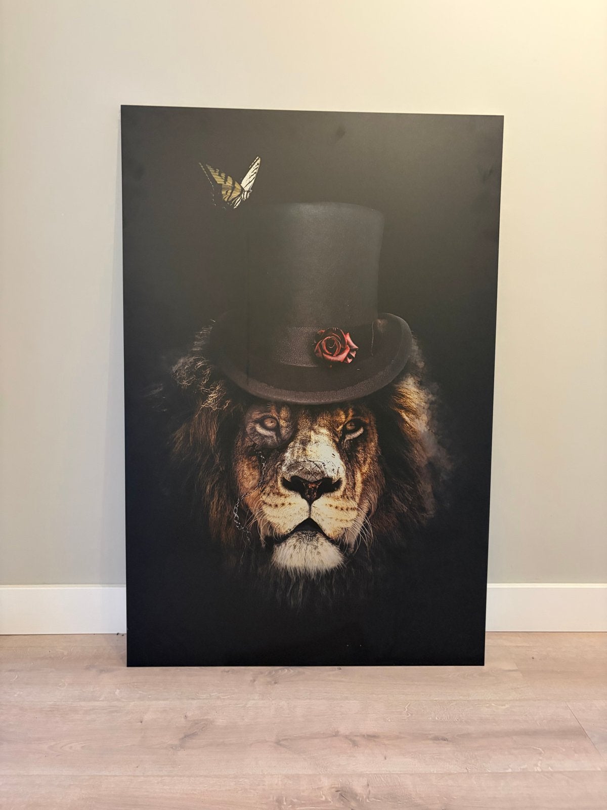 Classy Lion poster op aluminium dibond - 120x80 cm, Ophalen, Zo goed als nieuw, 75 tot 100 cm, Foto of Poster