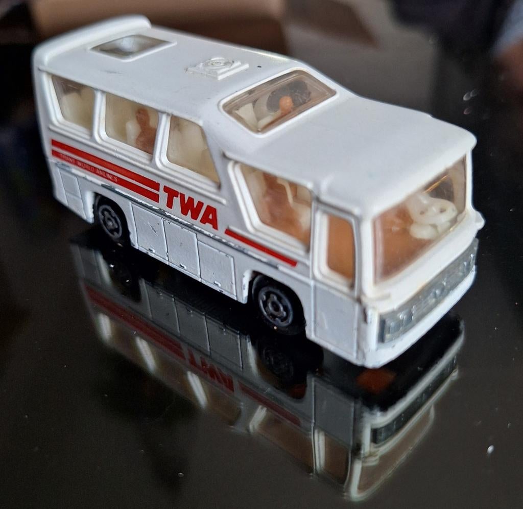 Majorette no262 minibus, Ophalen of Verzenden, Zo goed als nieuw, Bus of Vrachtwagen