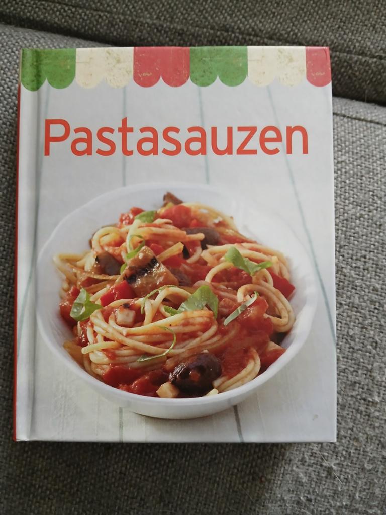 Pastasauzen Kookboek: Klassieke & Creatieve Recepten, Boeken, Kookboeken, Zo goed als nieuw, Voorgerechten en Soepen, Hoofdgerechten