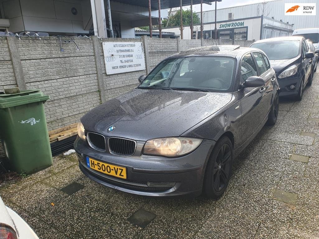 BMW 1-serie 116i met schuifkanteldak/Airco, 1-Serie, Achterwielaandrijving, Gebruikt, 1599 cc