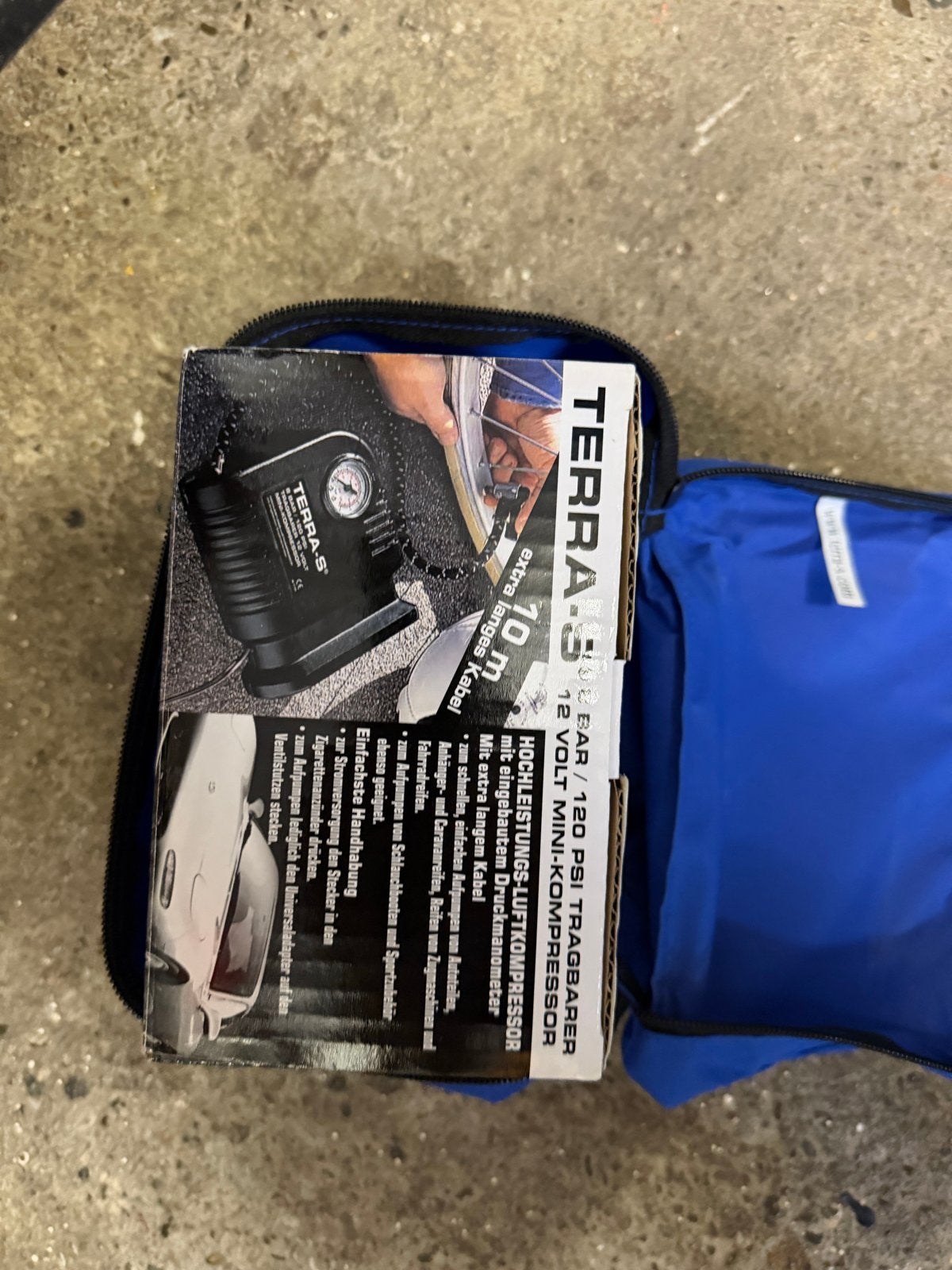 Terra-S 12V Mini-Compressor met bandenreparatieset, Ophalen of Verzenden, Zo goed als nieuw