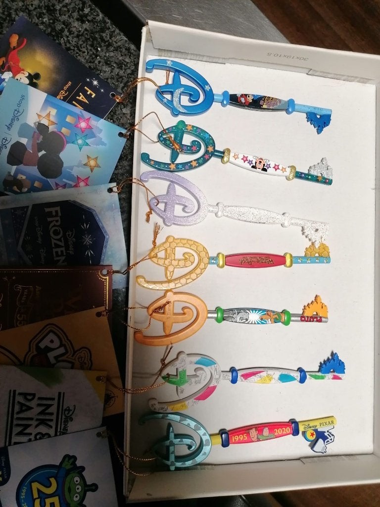 Set van 7 Disney Collector Keys – zeldzame Disney sleutels, Ophalen of Verzenden, Overige figuren, Zo goed als nieuw, Overige typen