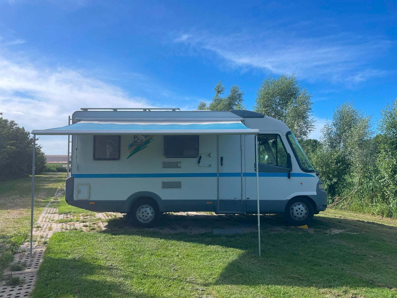 Caravans And Camping Knaus