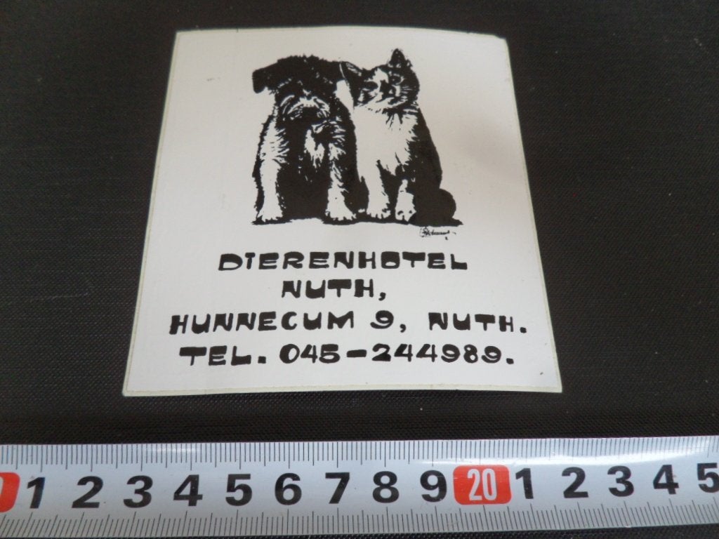 sticker nuth dierenhotel hunnecum 9, Verzamelen, Ophalen, Zo goed als nieuw