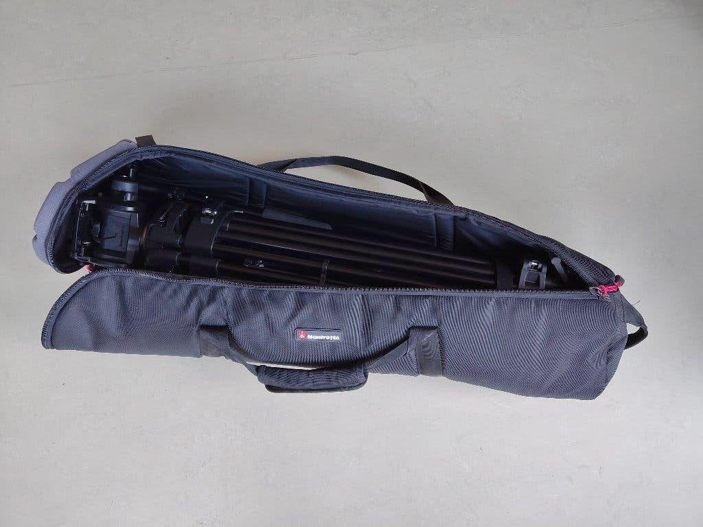 Manfrotto videostatief met fluid kop, Ophalen of Verzenden, Gebruikt, Driepoot