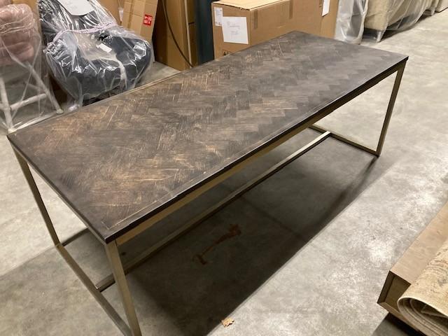 eettafel industrieel stoer visgraat blad metaal onderstel, 200 cm of meer, Zo goed als nieuw, Vijf personen of meer, Metaal