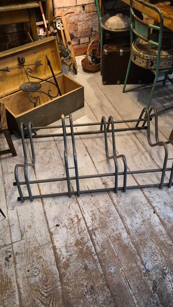 Brocant fietsenrek voor 4 fietsen - 101x61 cm, Ophalen, Gebruikt