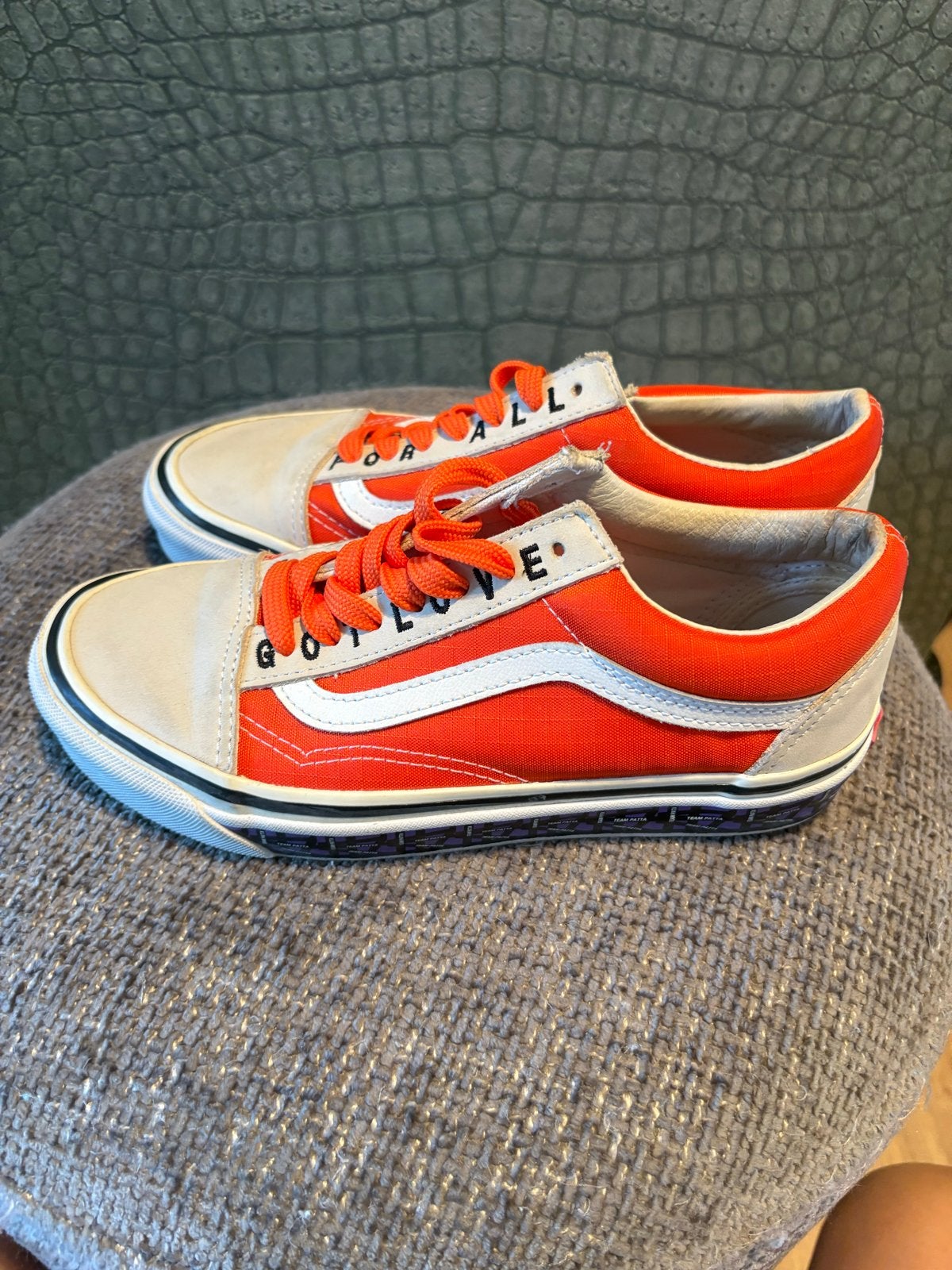 Vans x Patta Old Skool 'Got Love For All' sneakers, Ophalen of Verzenden, Zo goed als nieuw, Oranje, Sneakers of Gympen