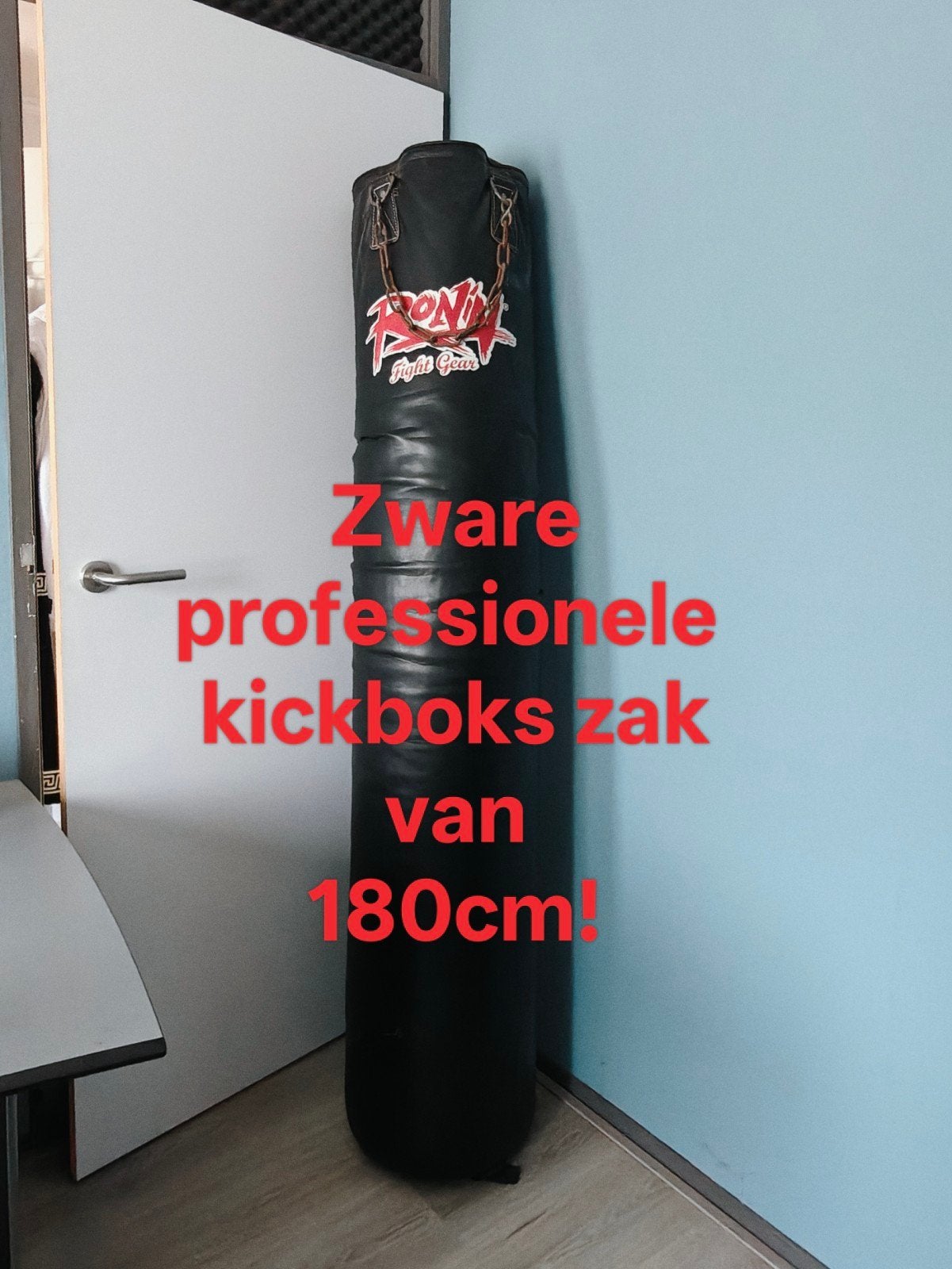 Ronin Fight Gear Kickbokszak 180cm - Zwart, Sport en Fitness, Gebruikt, Overige, Vechtsportmateriaal, Groter dan maat XL
