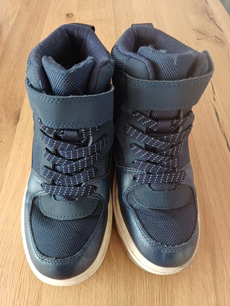 Waterdichte sneakers, Kinderen en Baby's, Kinderkleding | Schoenen en Sokken, Jongen of Meisje, H&M, Schoenen, Ophalen of Verzenden