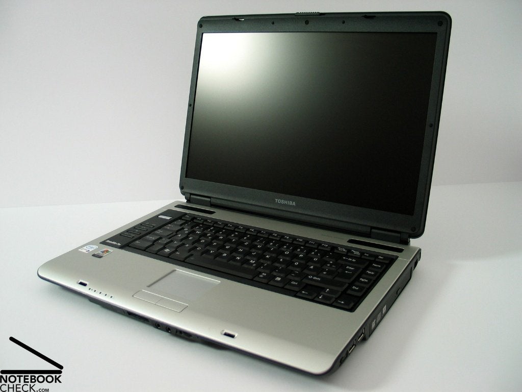 TOSHIBA Satellite A100-250 (opknapper), Computers en Software, Ophalen of Verzenden, Gebruikt, Toshiba