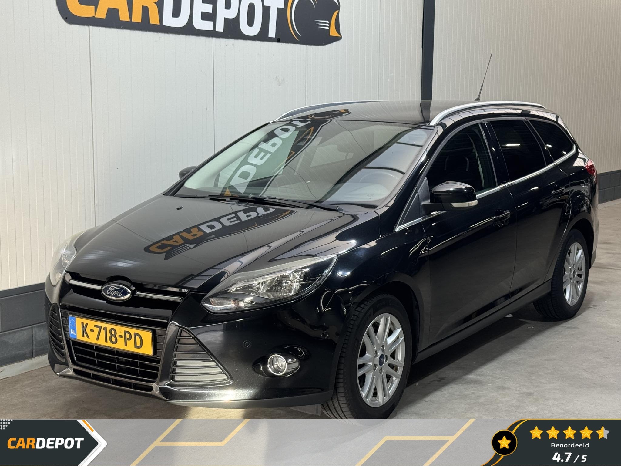 Ford Focus Wagon 1.6 EcoBoost Titanium, Gebruikt, 4 cilinders, 150 pk, Zwart