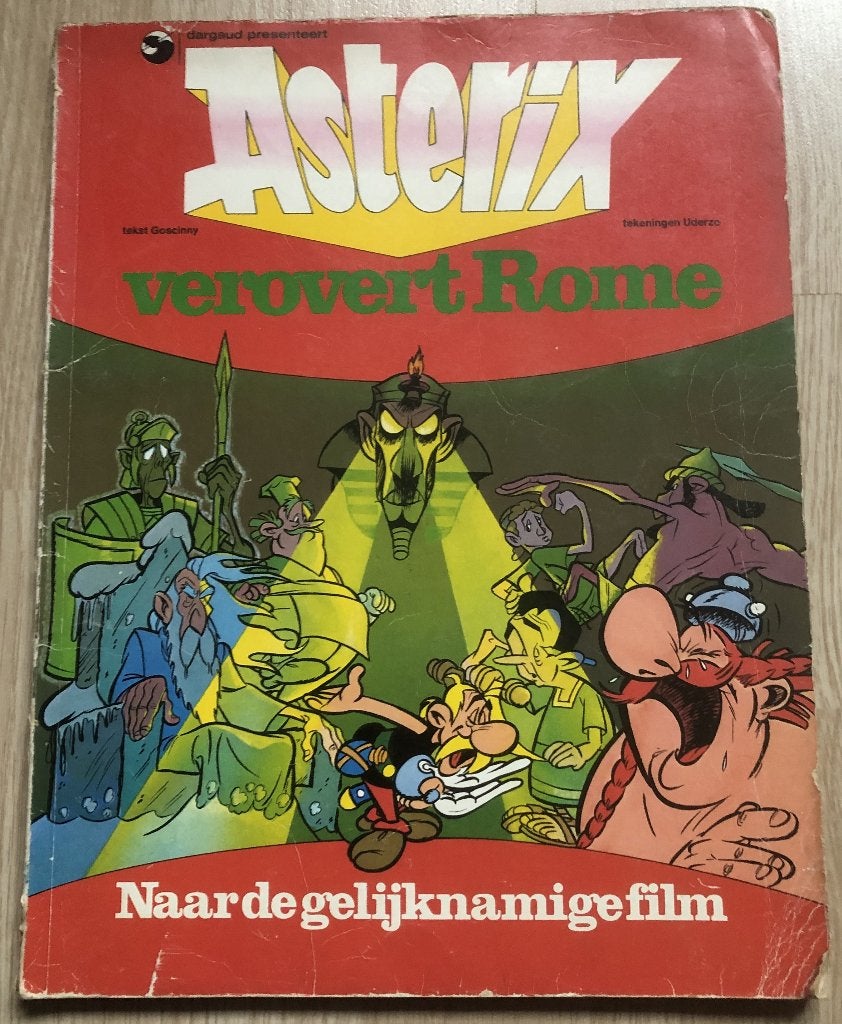 ASTERIX - ASTERIX VEROVERT ROME - NAAR DE GELIJKNAMIGE, Eén stripboek, Ophalen of Verzenden, Zo goed als nieuw, Goscinny & Uderzo