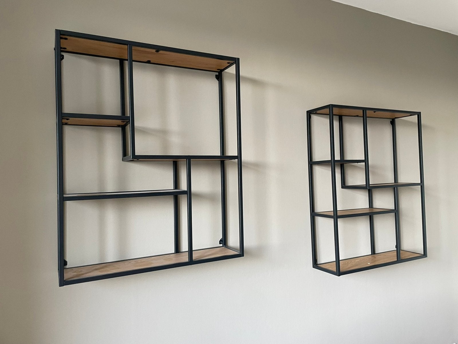 Wandkastjes 2 stuks, Huis en Inrichting, Woonaccessoires | Wandplanken en Boekenplanken, Ophalen, Zo goed als nieuw