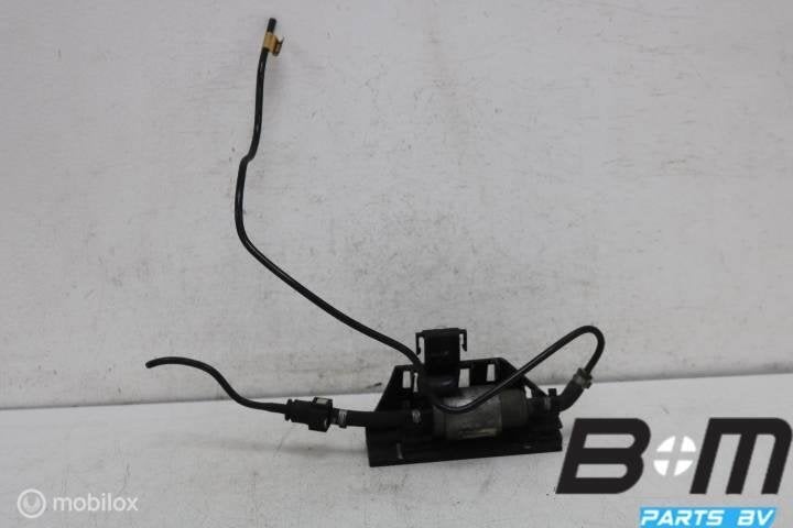 Doseerpomp voor standkachel VW Sharan 7N 7N0201607E, Gebruikt