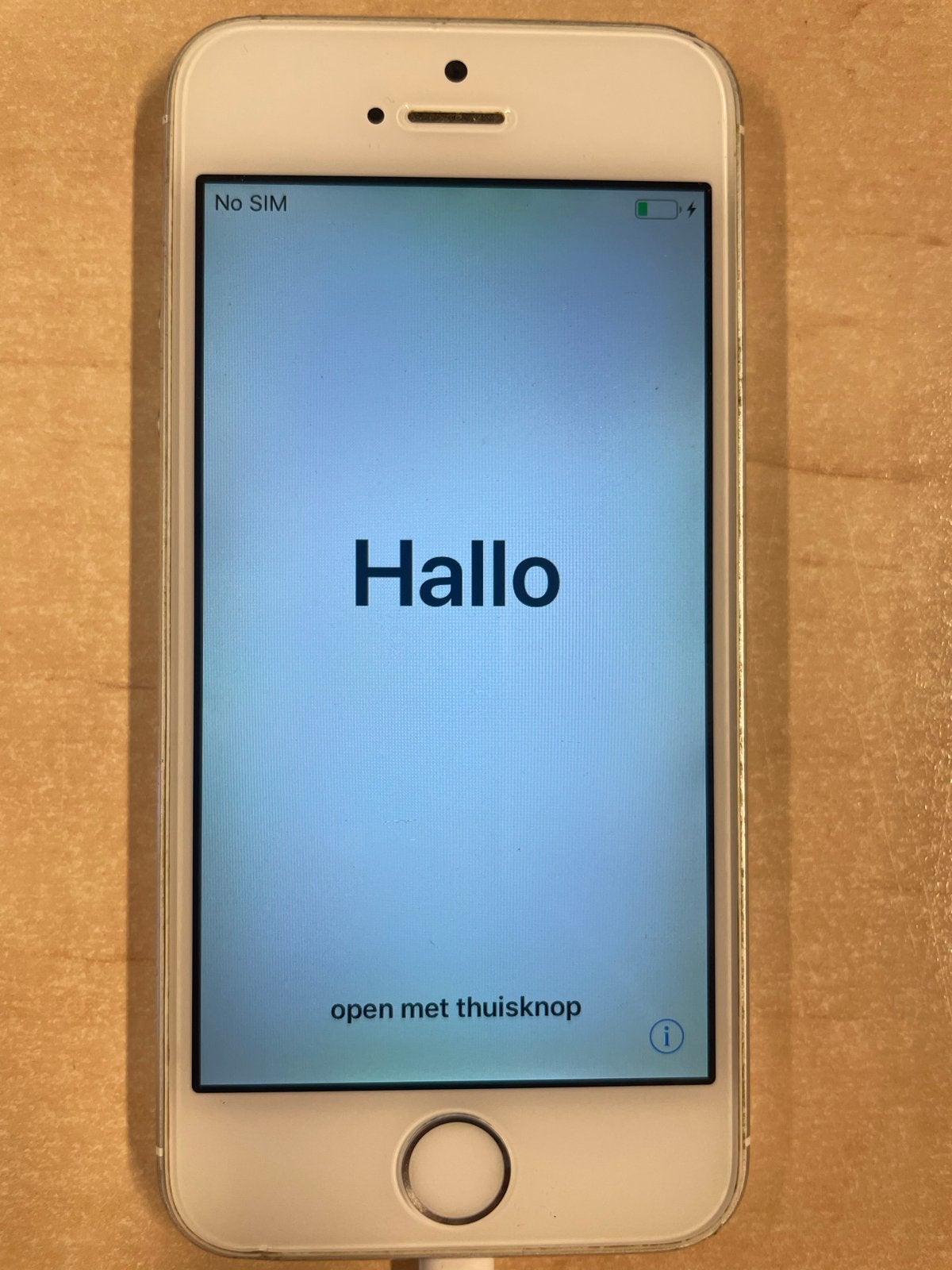 2x Apple iPhone 5 - Wit en zwart- Goede staat, Telecommunicatie, Mobiele telefoons | Apple iPhone, Ophalen, Gebruikt, IPhone 5