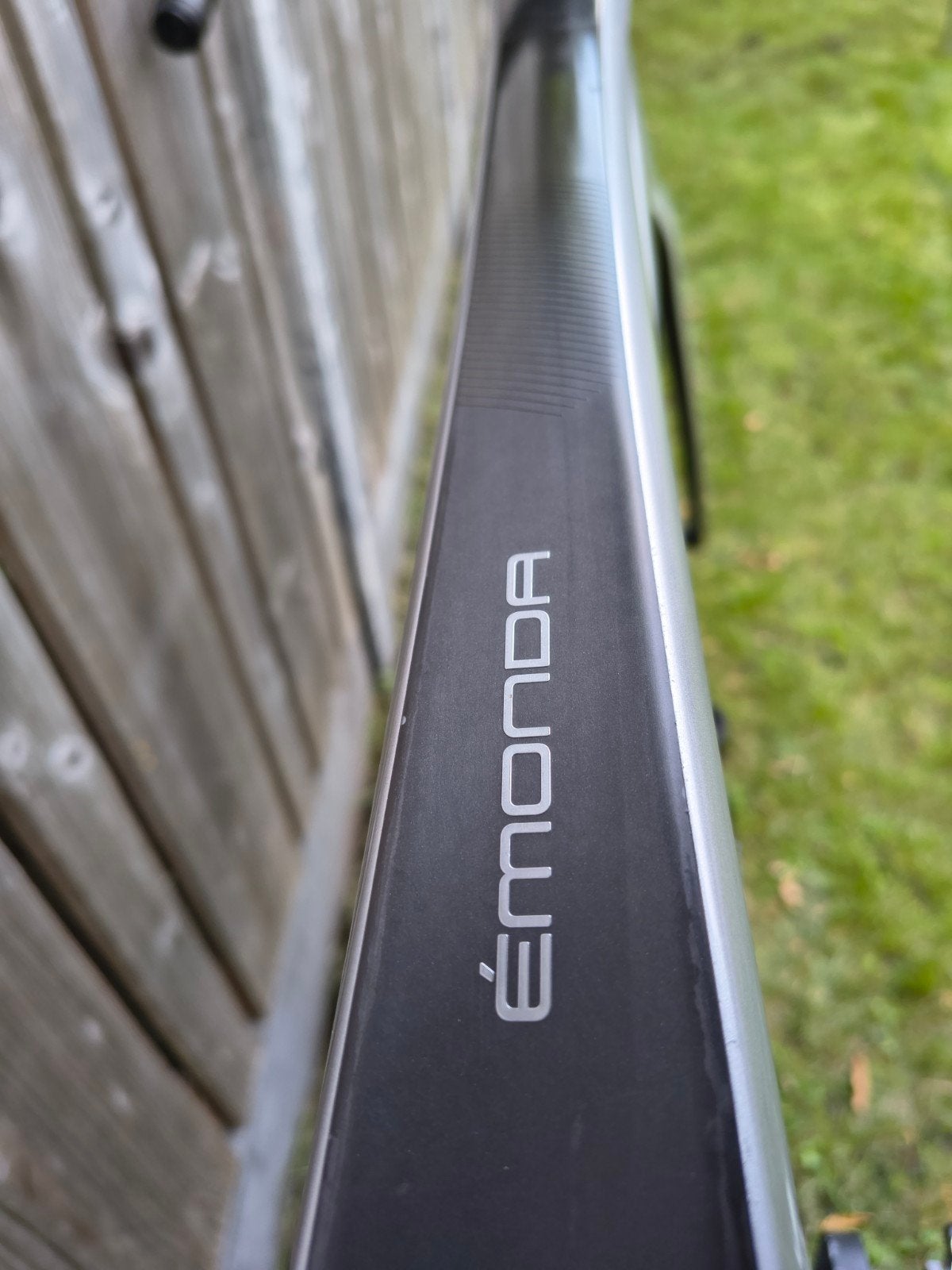 Foto 4 van Trek Emonda SL5 Disc 2022 - Quick Silver - Maat 54