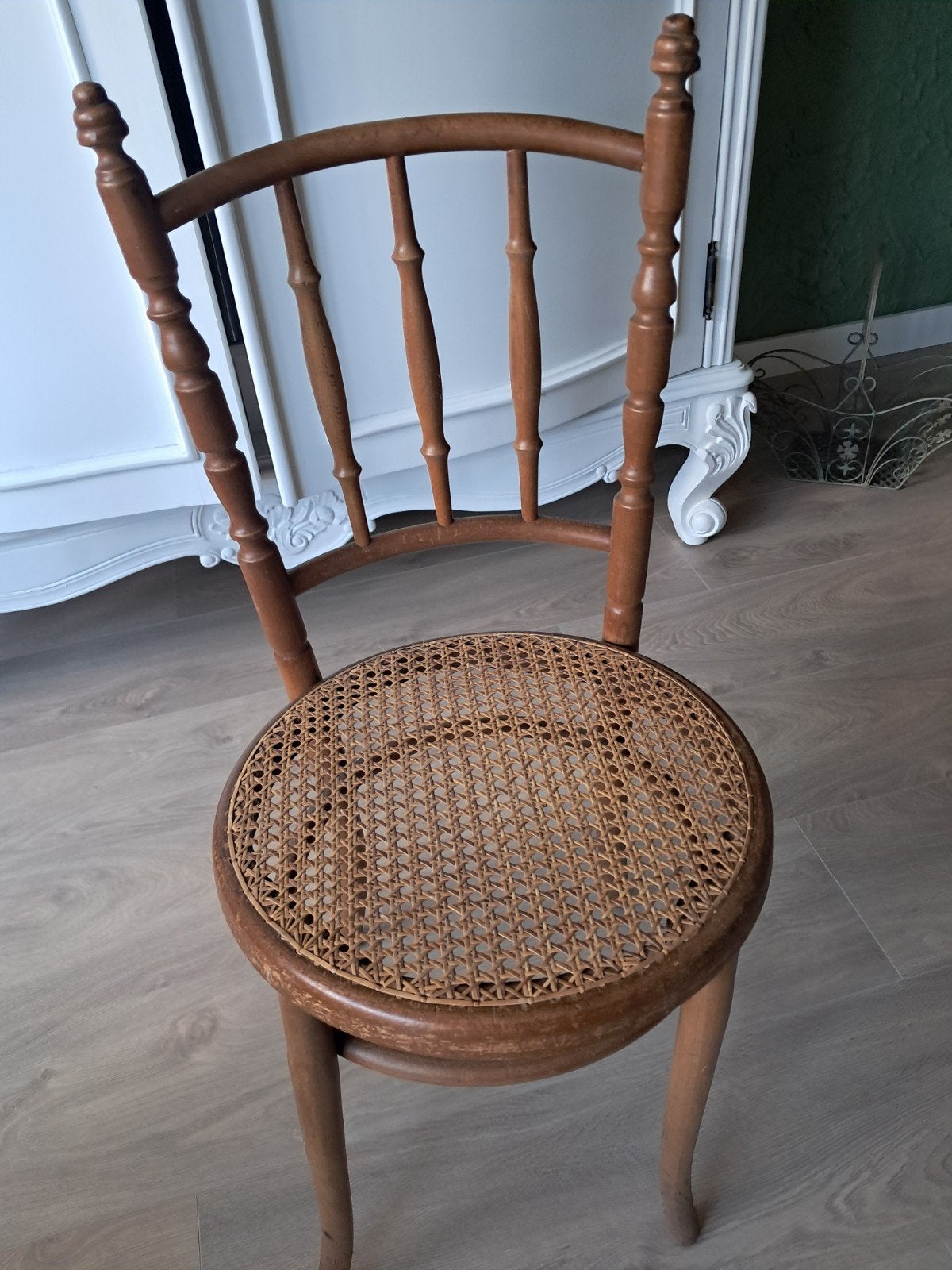 mooie  oude stoeltjes, Ophalen