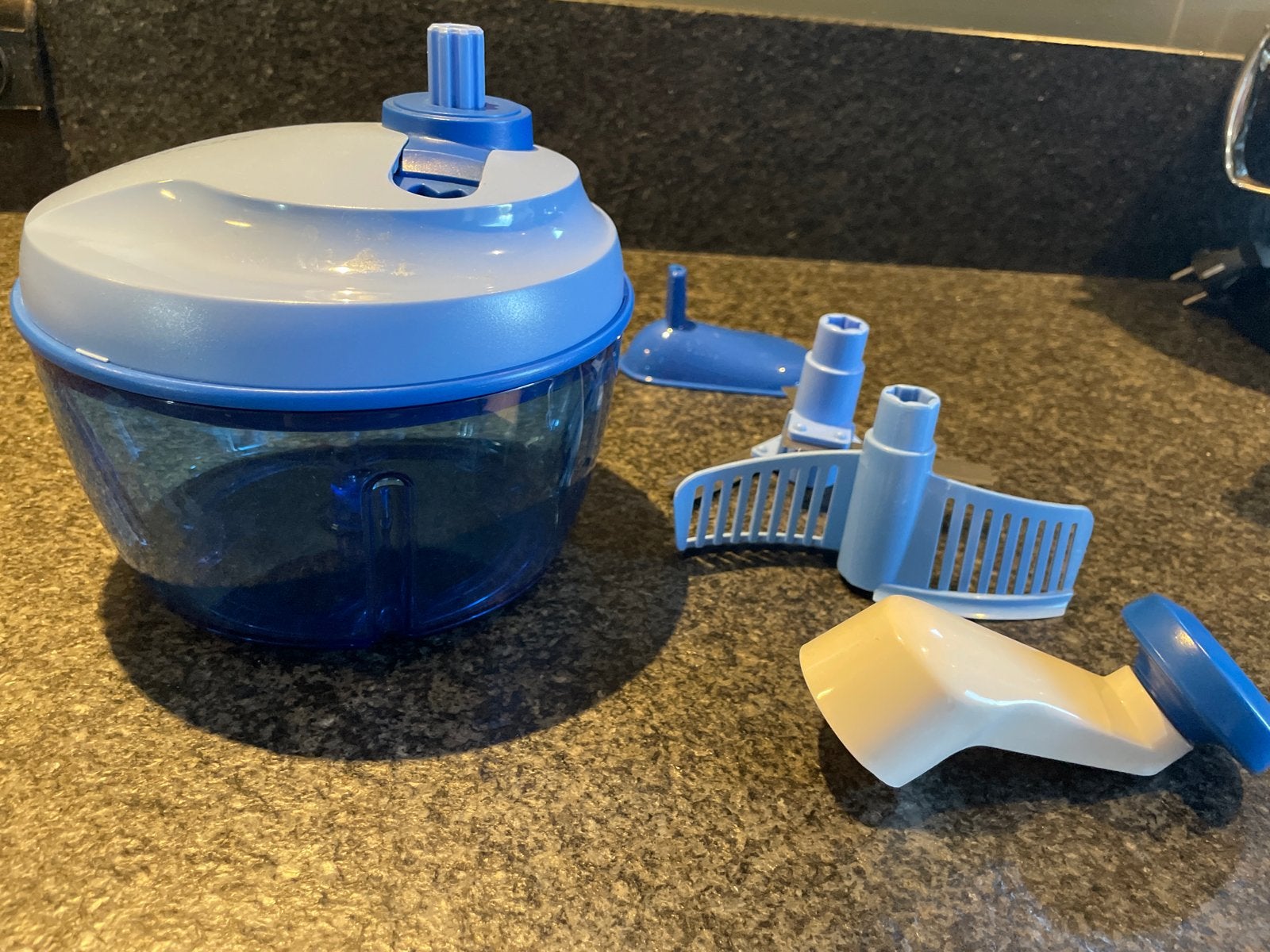 Tupperware handmatige snijmachine - Quick Chef, Ophalen, Gebruikt, Blauw, Overige typen