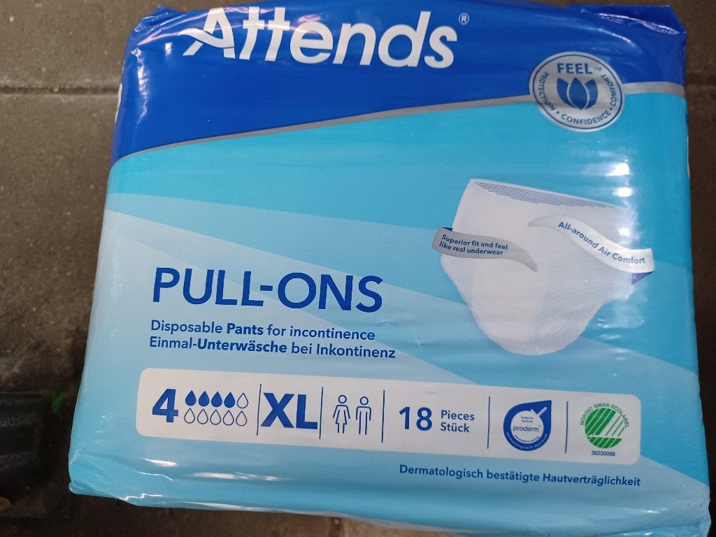 2 pakken Pull-ons maat XL  merk Attends, Diversen, Ophalen, Nieuw