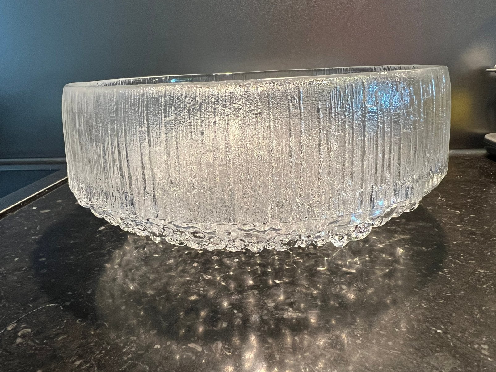 Iittala Ultima Thule Grote Fruitschaal Tapio Wirkkala Ø20, Ophalen of Verzenden, Zo goed als nieuw, Rond, Glas