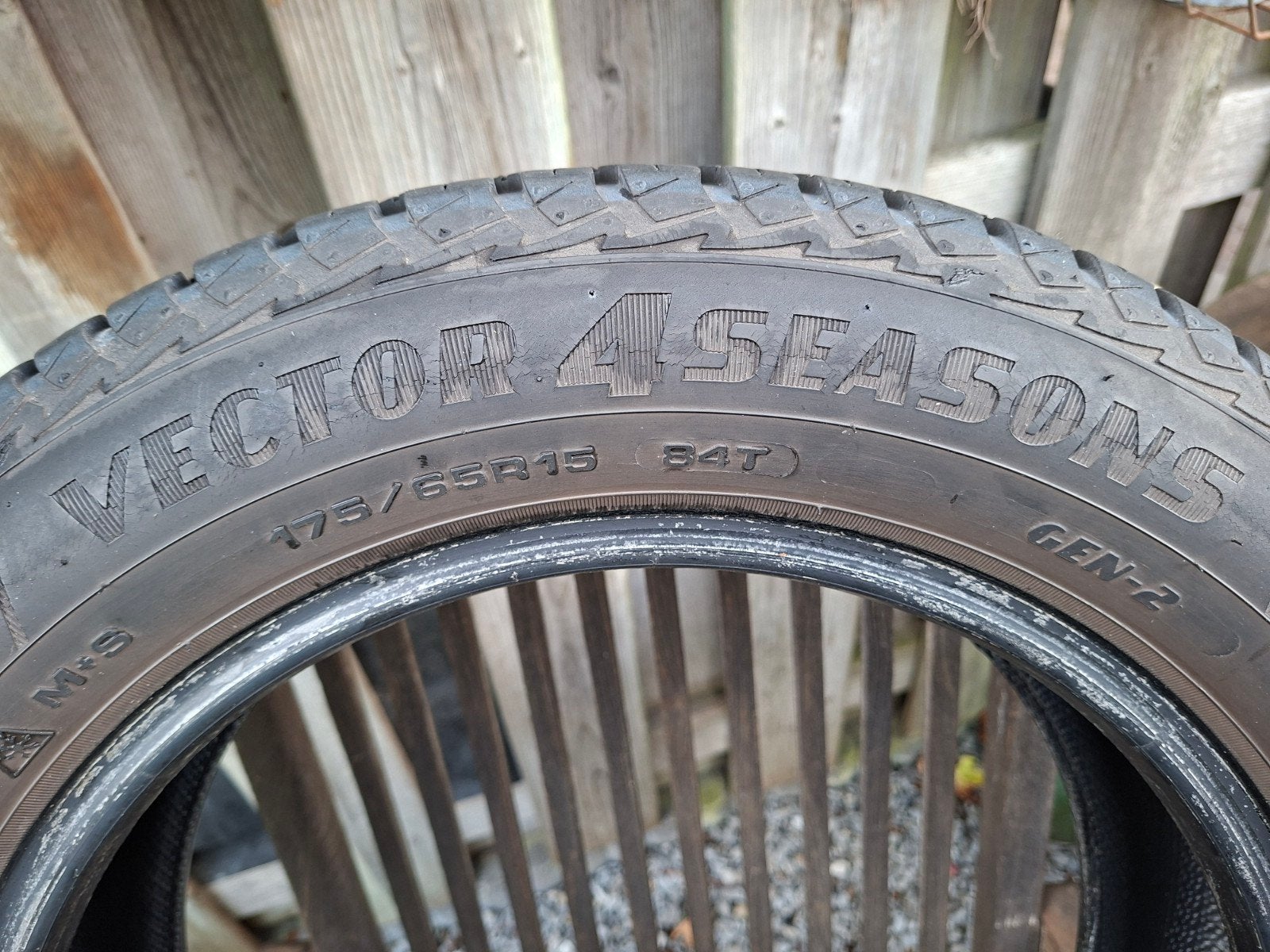 Goodyear Vector 4Seasons 175/65R15 All Season banden, Ophalen, Gebruikt