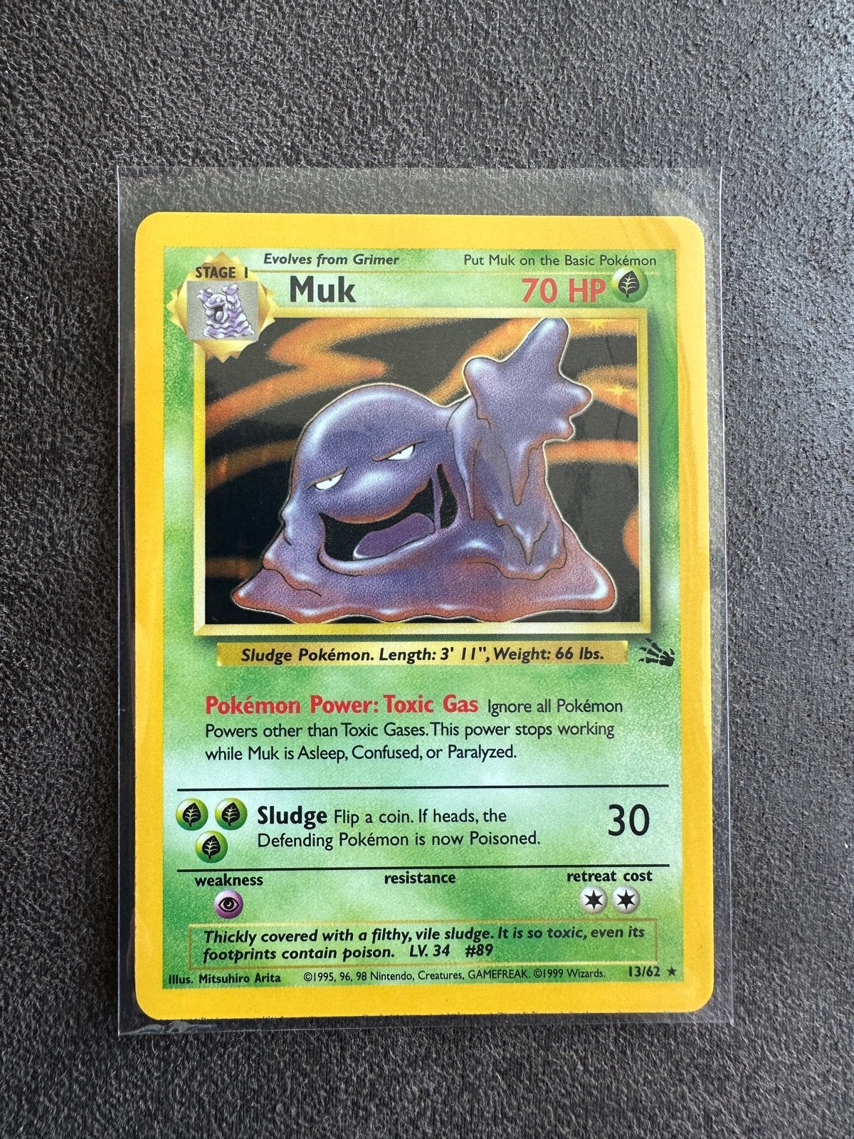 Pokémon Kaart Muk 13/62 Jungle Set Holo Rare, Ophalen of Verzenden, Zo goed als nieuw, Losse kaart, Foil
