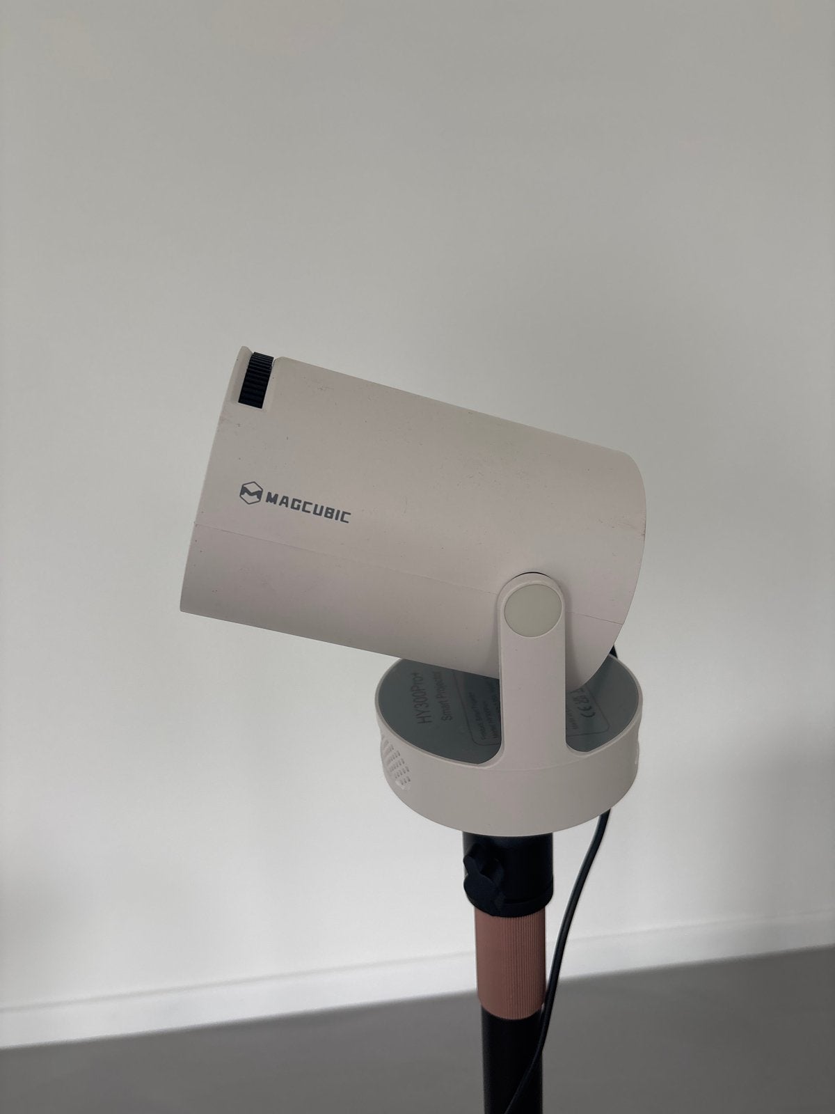 Magcubic HY300Pro+ Smart Projector - Zo goed als nieuw, Ophalen of Verzenden, Zo goed als nieuw, LED, Full HD (1080)