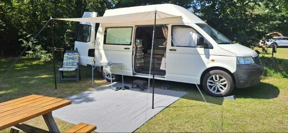 VW TRANSPORTER T5 CAMPER 2.5 TDI • 5-cilinder, Caravans en Kamperen, Buscamper of Camperbus, Volkswagen, Tot en met 2, Particulier