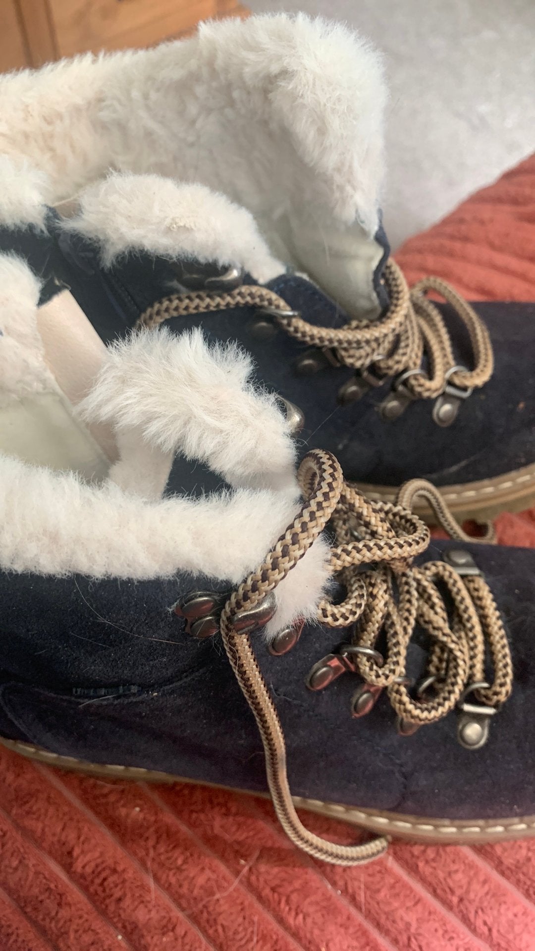 Hush Puppies, Ophalen of Verzenden, Zo goed als nieuw, Sneakers of Gympen